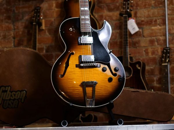 Used-Gibson-ES-175-Electric-Guitar-Sunburst-Standard-01601587-15